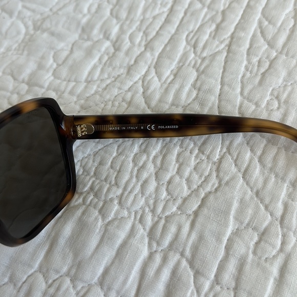 Authentic CHANEL square light tortoise logo sunglasses - Picture 9 of 11